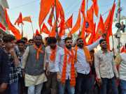 मथुरा में अलर्ट: शौर्य यात्रा के विवादित होर्डिंग्स, लिखा ‘अब मथुरा की बारी’