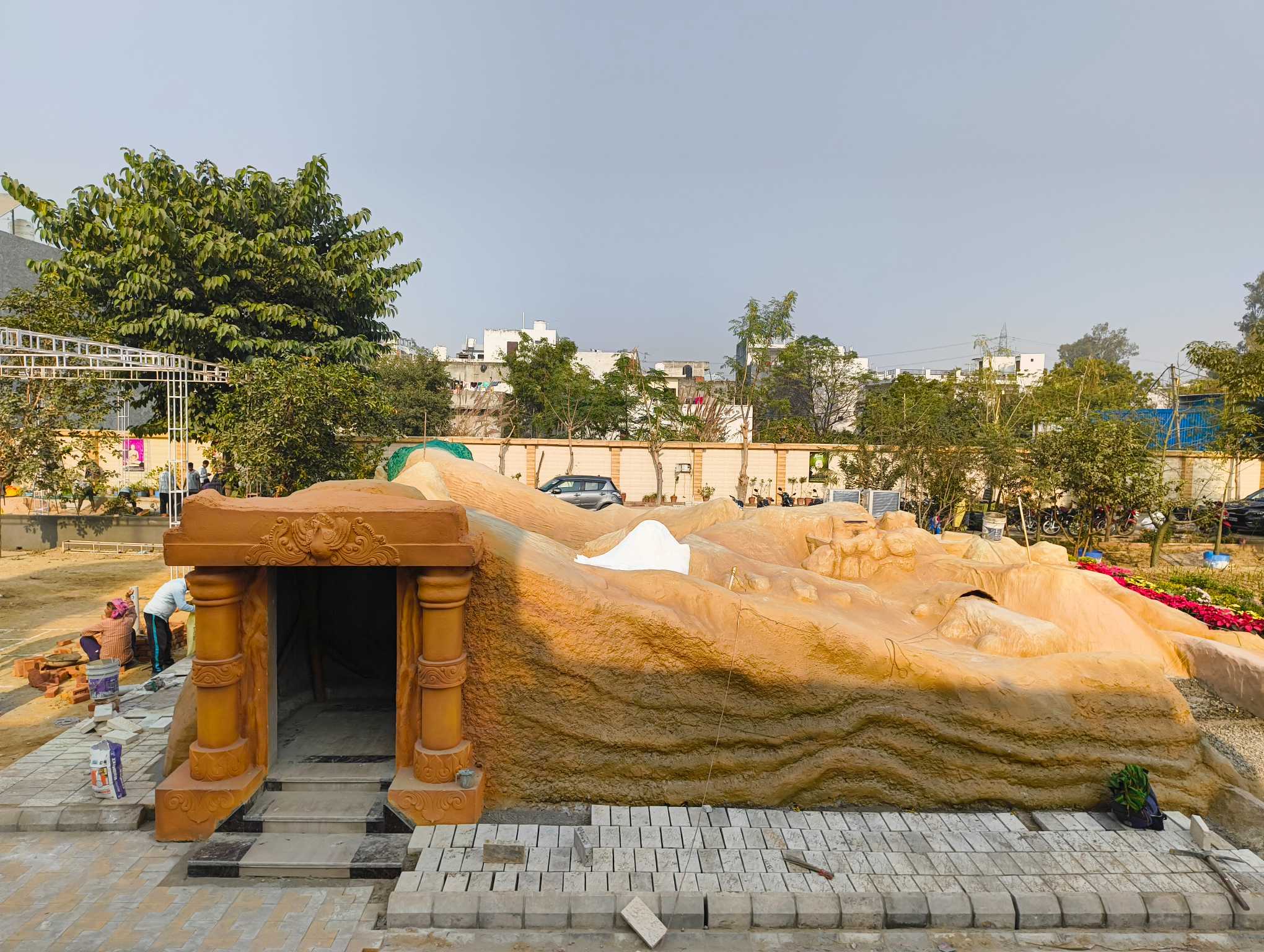 गाजियाबाद में आज सीएम योगी, करेंगे गुफा मंदिर का भव्य उद्घाटन