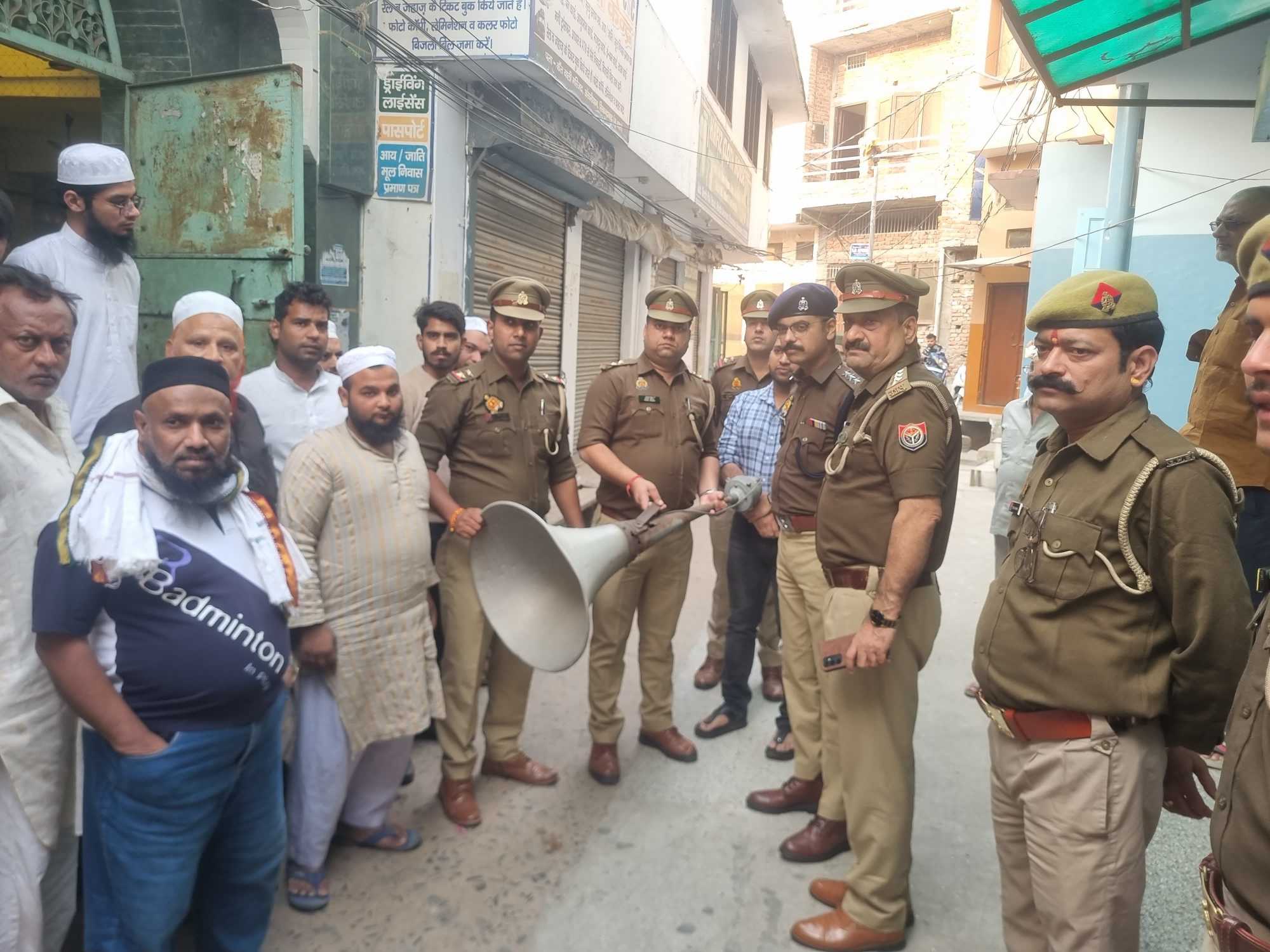 मुजफ़्फरनगर में कार्रवाई: मस्जिदों से 40 अवैध लाउडस्पीकर हटाए गए