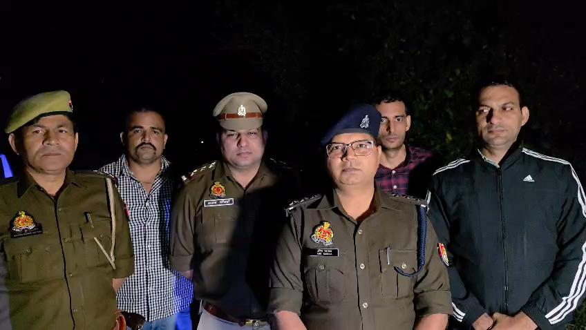 पुलिस और बदमाश की मुठभेड़ में घायल हुआ बदमाश