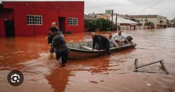बाढ़ के कहर से कांपा ब्राज़ील, अस्पतालों में घुसा पानी